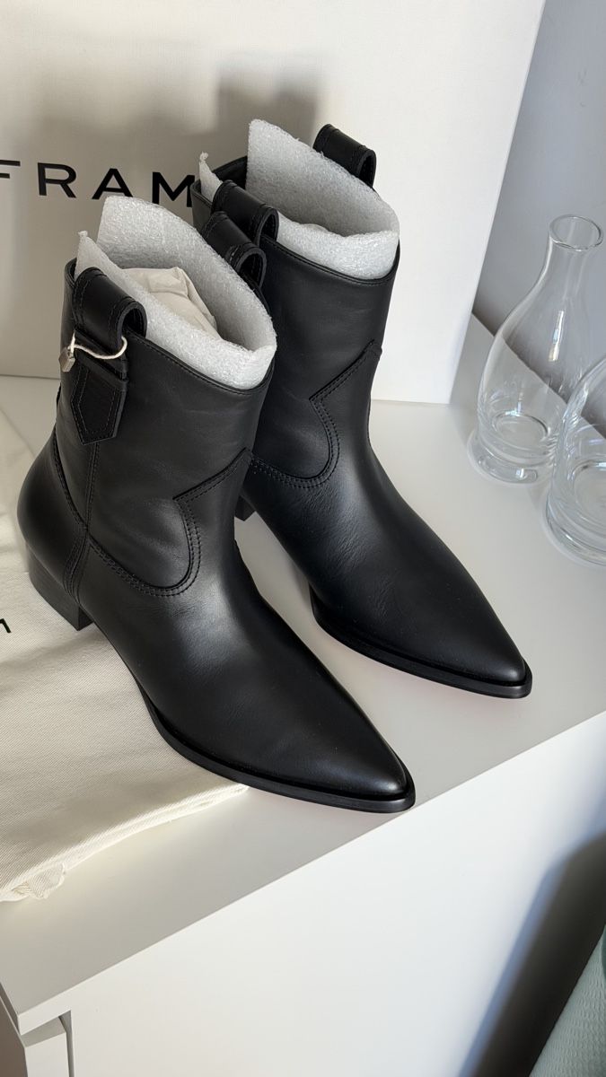Damenschuhe: Frame leather boots  – Neu und originalverpackt aus Paradiso von viorea 3
