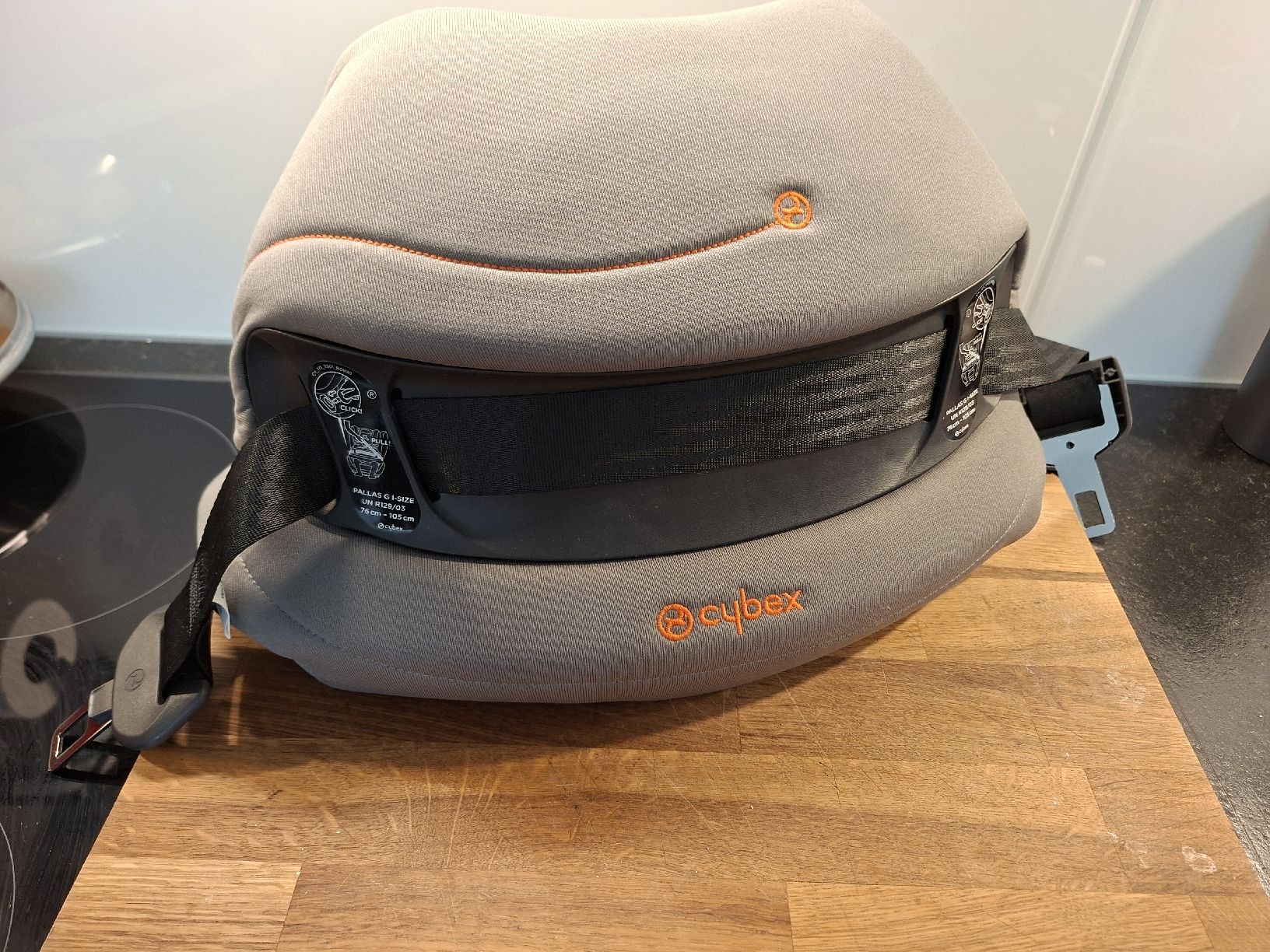 Cybex Seggiolini per auto: fangkörper zu cybex pallas – Nuovo (secondo la descrizione) da Meinisberg venduto da Destiny1972
