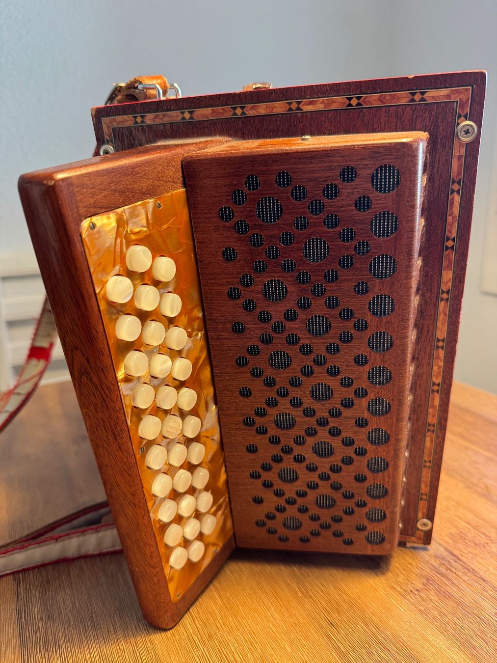 Strumenti musicali: Schwyzerörgeli – Usato da Buchs LU venduto da boe_6dgx 1