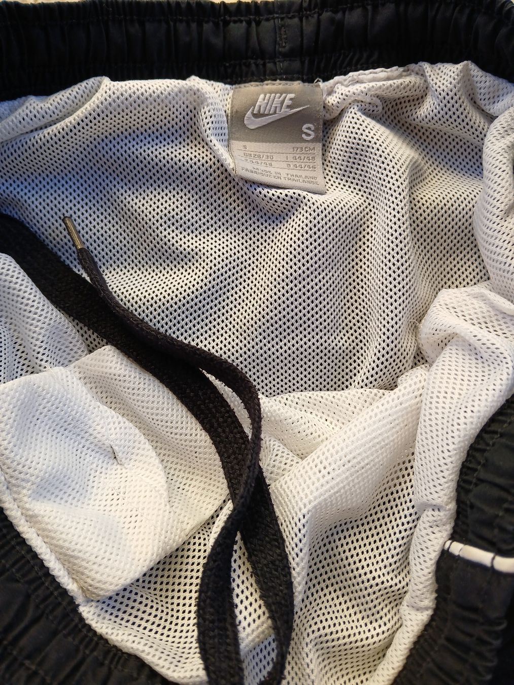 Nike Pantaloni: nike Badehose S 176 – Usato da recherswil venduto da papamoll71 1