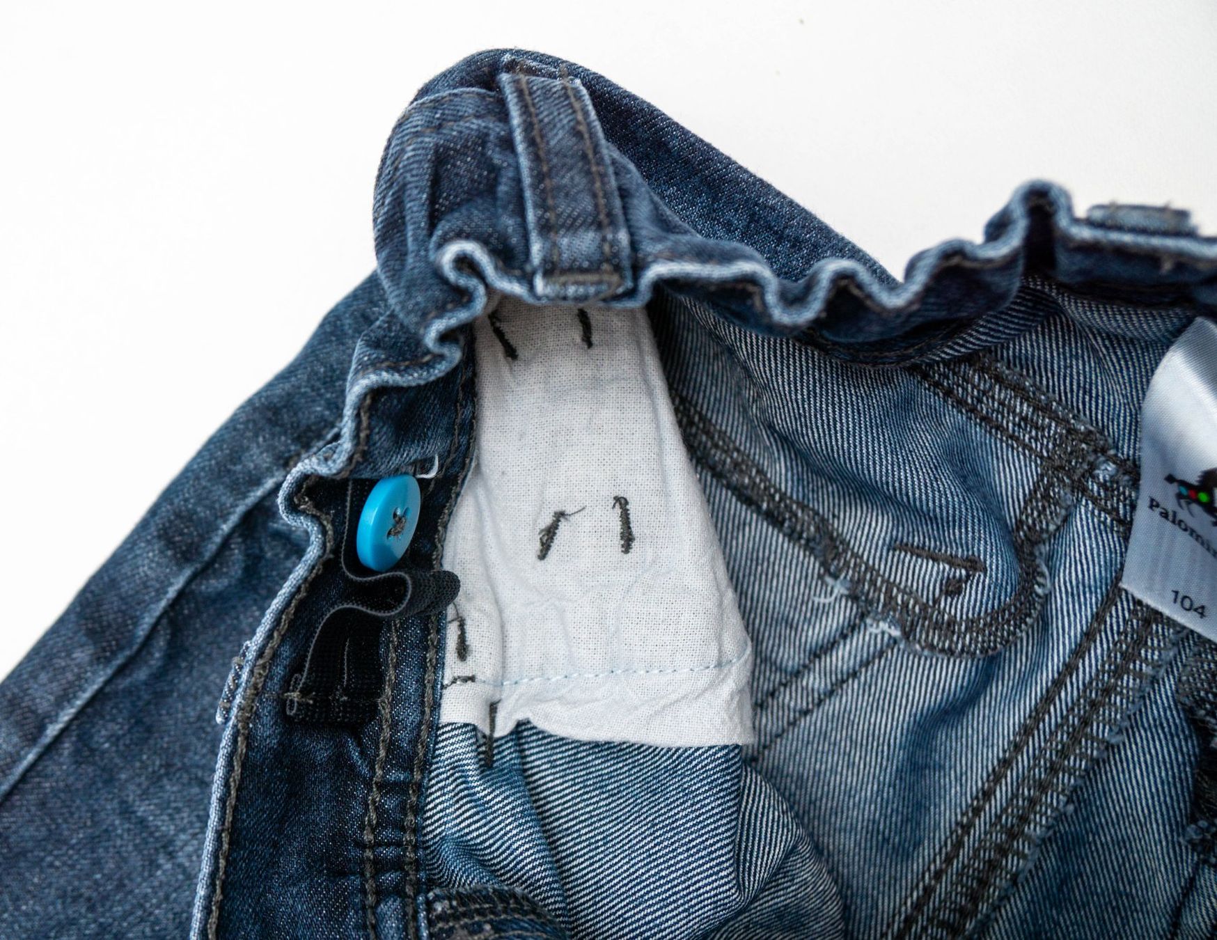 Pantaloni: Jeans mit Dinosaurier  Gr.104 - 4 Jahre – Usato da Zürich venduto da sambaum 3
