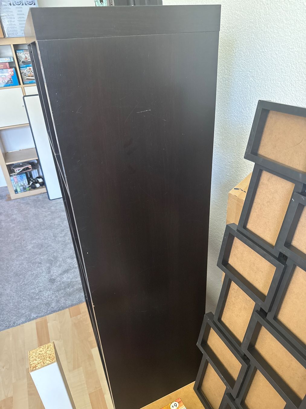 Ikea Scaffali: Schwarzes Kallax Regal mit 8 Fächern 4x2 - altes Modell – Usato da Vilters venduto da tha-tha 1