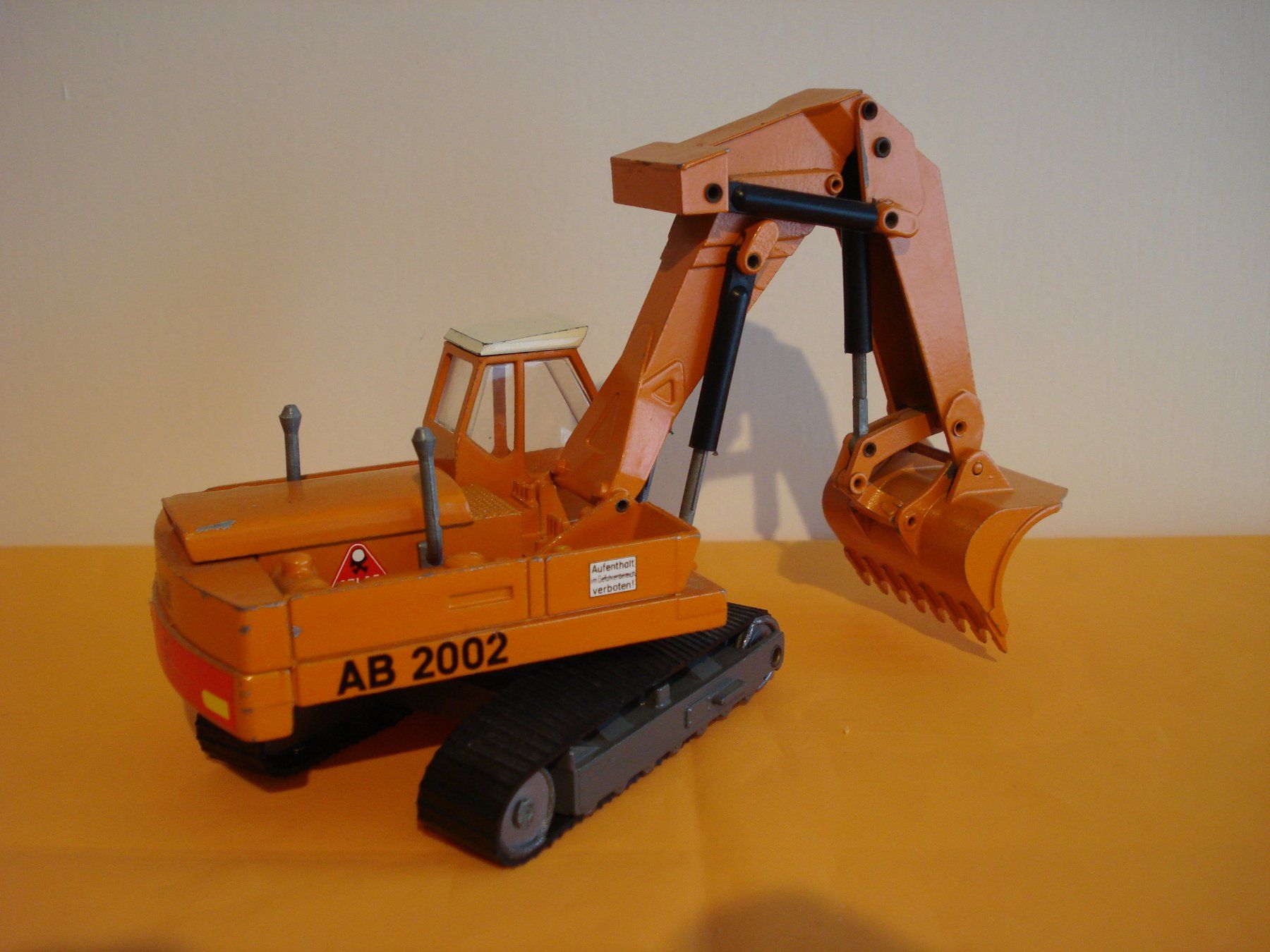 Kits de montage: ATLAS AB 2002 Raupenbagger – D'occasion à Mitlödi par worker04 1