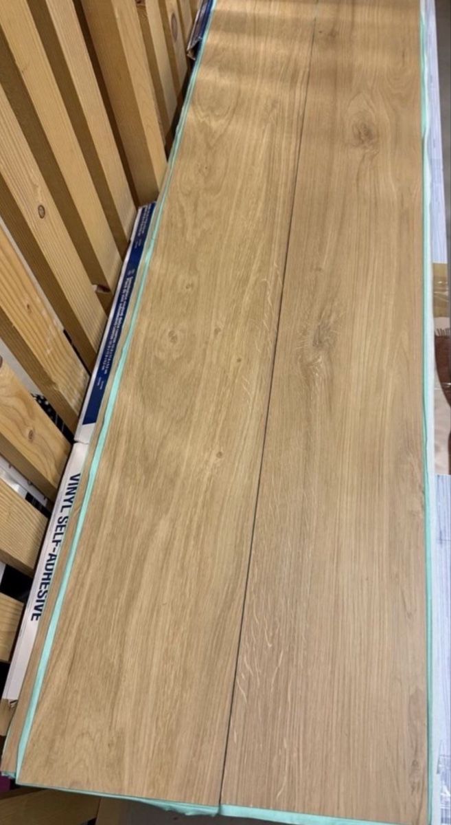Rivestimenti per pavimenti: Vinyl autocollant 2mm – Nuovo e nell'imballaggio originale da Leytron venduto da emi_p2cd