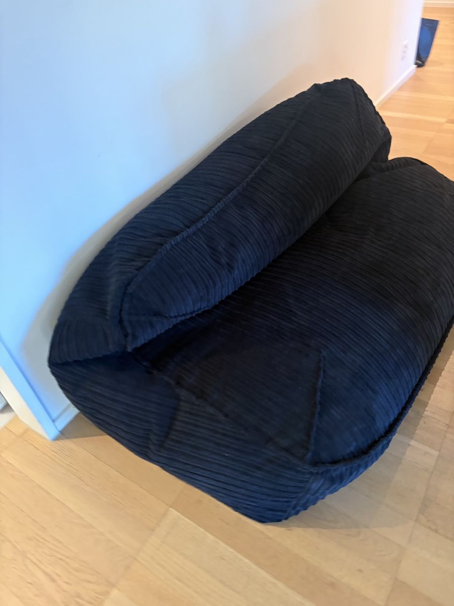 Sofas: Big Berta Sitzsack navy – Neuf (Voir description) à Kilchberg ZH par ElenaGraf 2