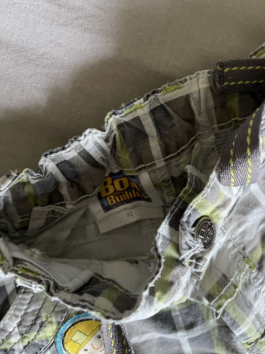 Pantaloni: Shorts bob constructeur taille 92 – Usato da MARLY venduto da AISLEE 2