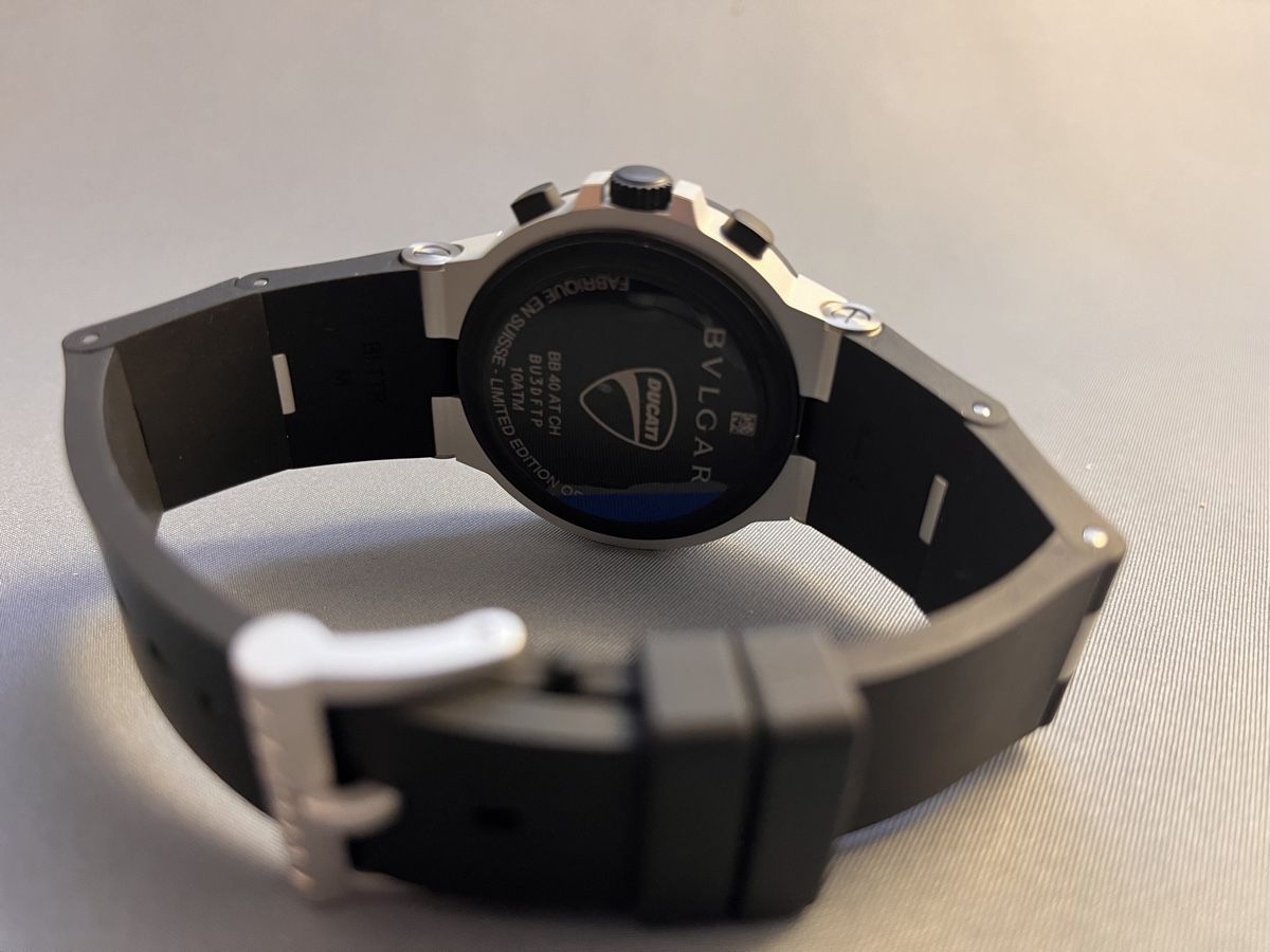 Bulgari Uhren: Bvlgari Ducati Limited Edition – Neu und originalverpackt aus Nyon von GenevaLuxuryWatches 5
