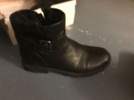 Boots schwarz
