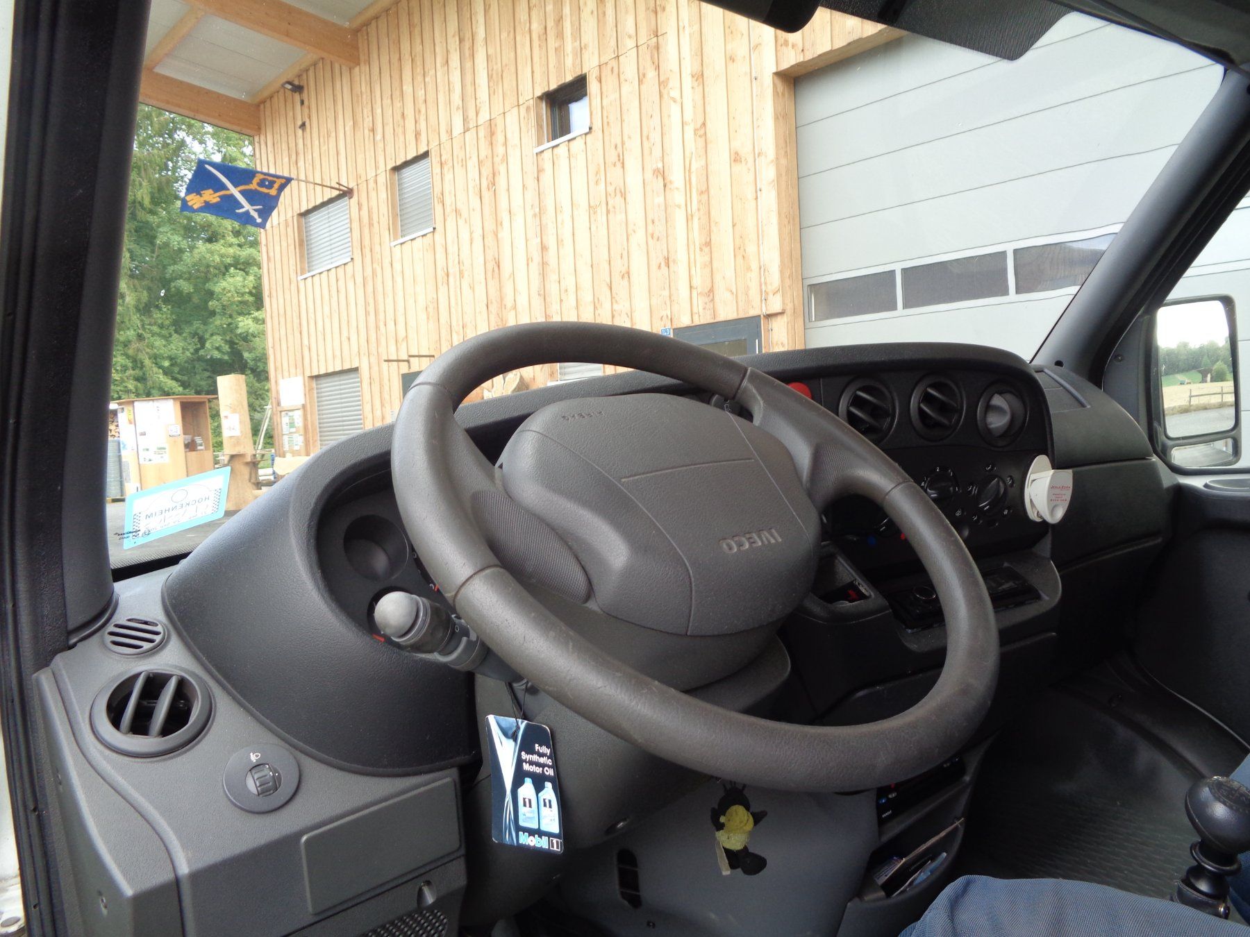 Iveco Véhicules de camping: Renntransporter - Camper - Ramspeck – D'occasion à Allschwil par mumat 5