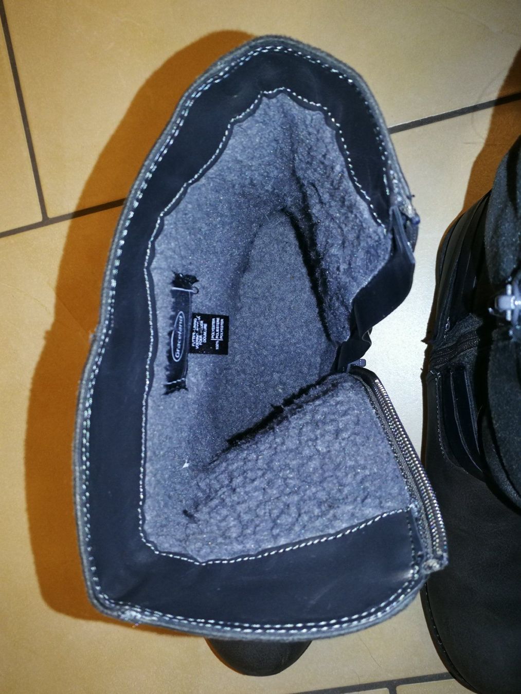 Scarpe da uomo: Kinder Winterstiefel, Grösse 37 – Usato da Birrhard venduto da Pry 5