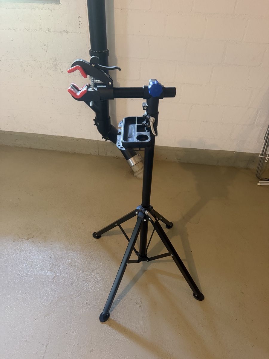 Cavalletti per biciclette: Fahrradmontageständer – Usato da Steinmaur venduto da rod_5lkr