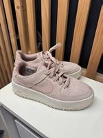 Nike Schuhe 