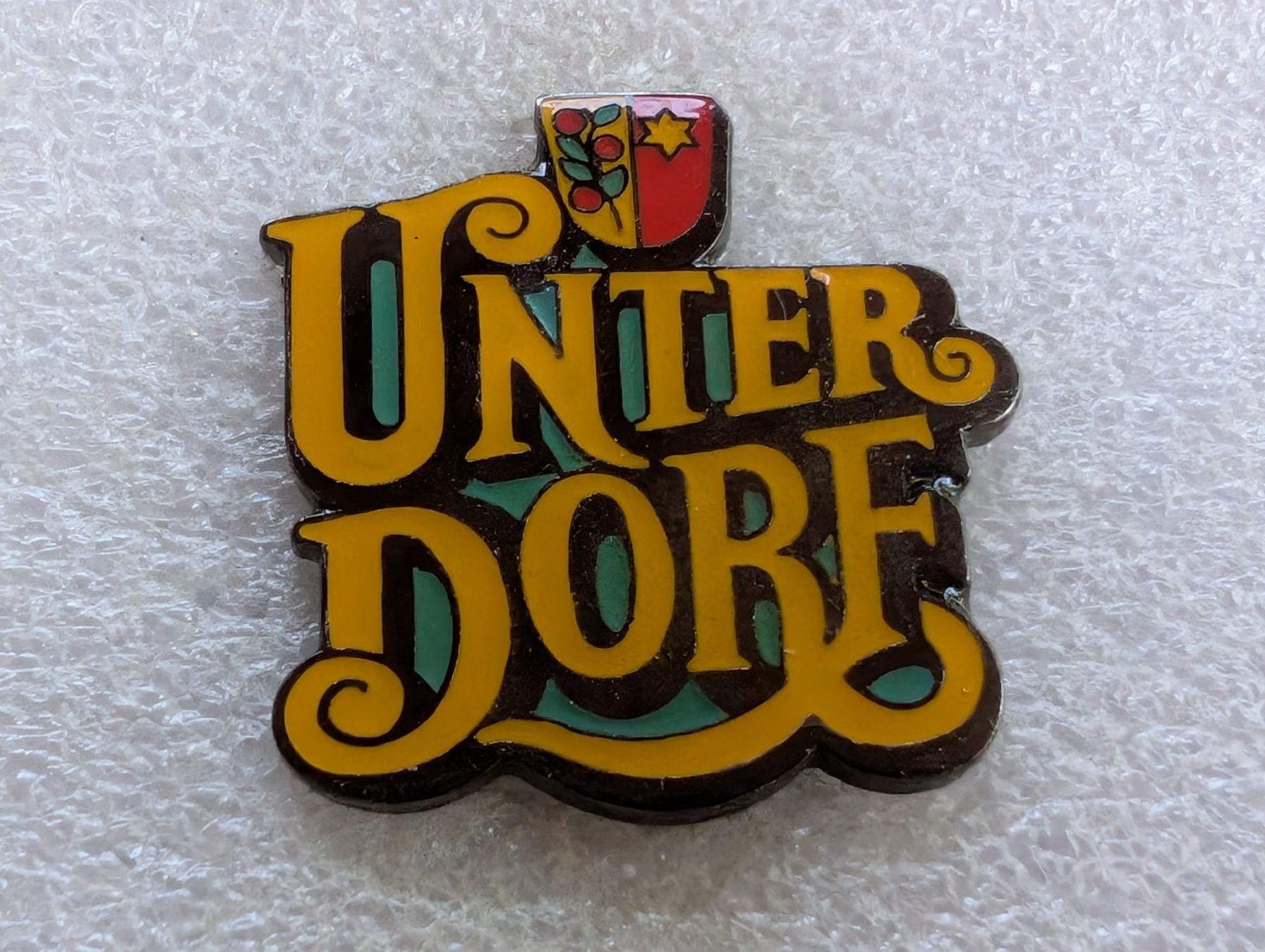 Plaketten & Abzeichen: Ansteckpin 187: Unterdorf – Gebraucht aus Oppligen von Pin-Fall-Shop