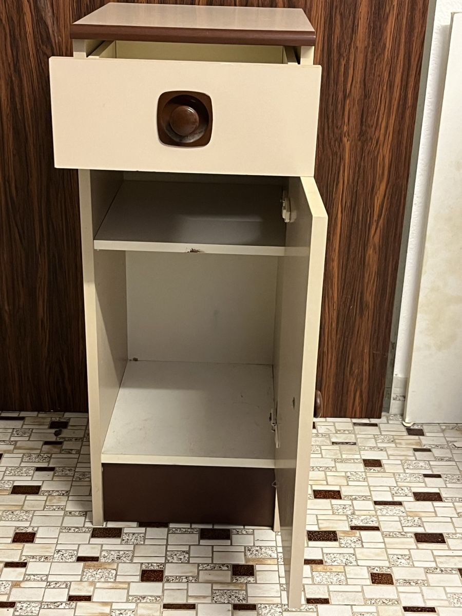 Comodini: Comodino da bagno – Usato da Nussbaumen AG venduto da leone2000 1