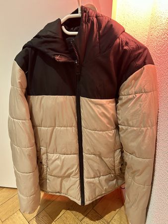 Tolle Übergangsjacke Jack & Jones Gr. S/schwarz