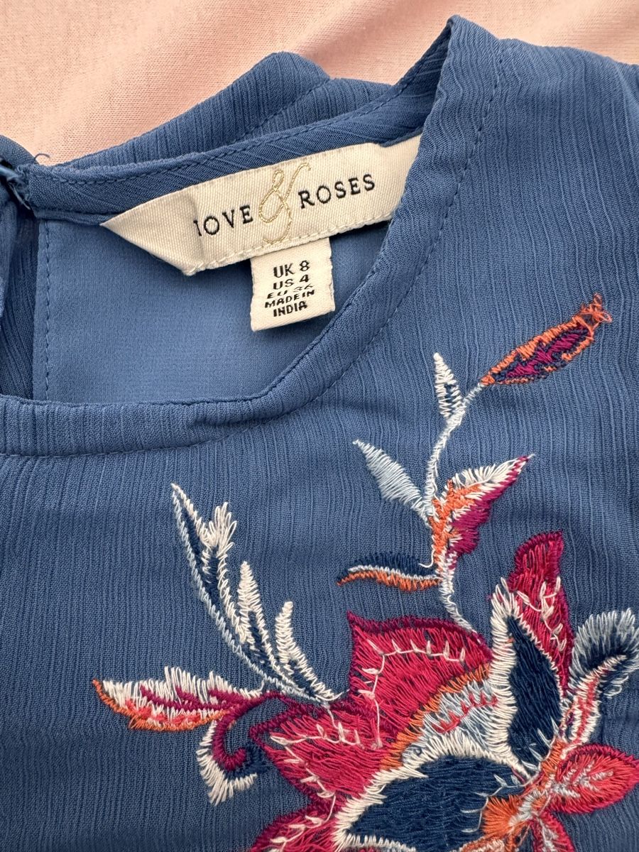 Top: Haut femme brodée bleu – Nuovo (secondo la descrizione) da Lausanne venduto da Michel_Ozcan 2