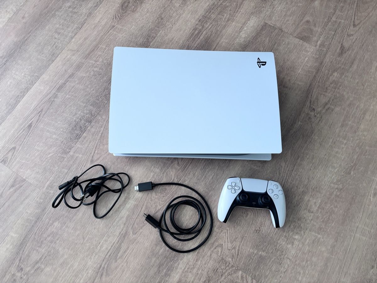 Sony Console: Playstation 5 – Usato da Bellach venduto da luc_srf8