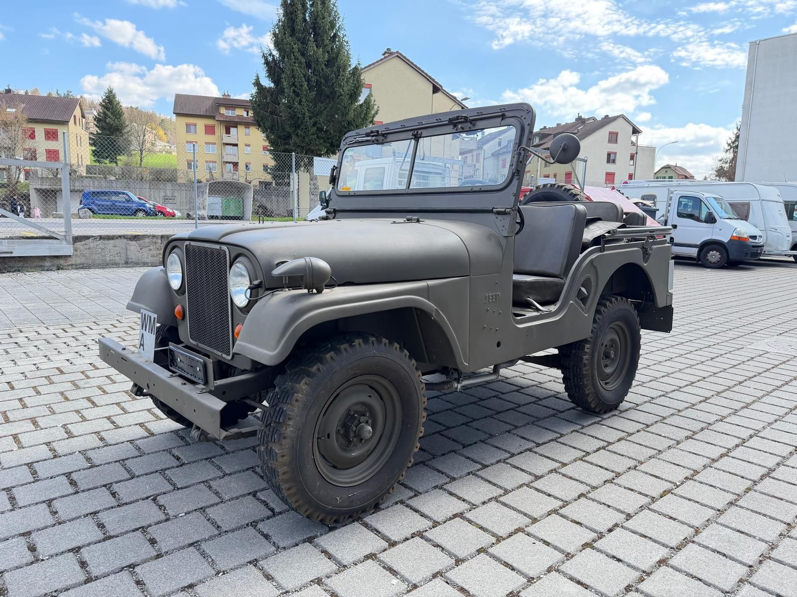 Kaiser Automobili: Kaiser CJ-5 12V || Militär  – Usato da Menziken venduto da aug_z2r2