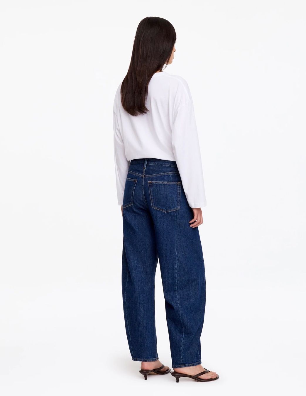 Arket Jeans: Damen Arket Bloom Barrel Jeans – Usato da Meilen venduto da Emma_321 1