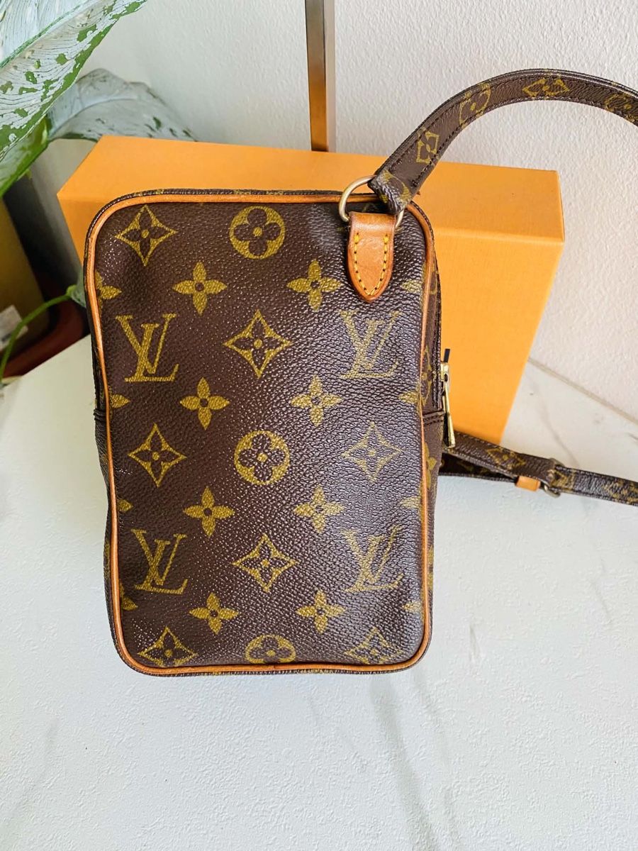Louis Vuitton Borse: Louis Vuitton Mini Amazon Umhängetasche – Usato da Widnau venduto da Pukpan_99 1