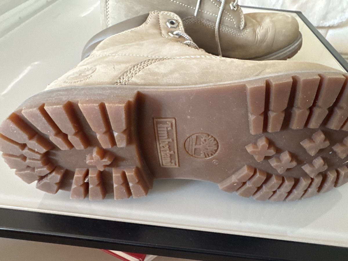 Timberland Damenschuhe: Timberland Schuhe 39.5 Fast neu – Gebraucht aus Lachen SZ von LuganoLugano 4