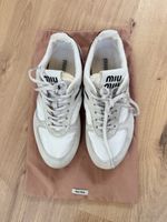 Miu Miu Turnschuhe Weiss Leder Gr. 37 Made in Italy Frühling