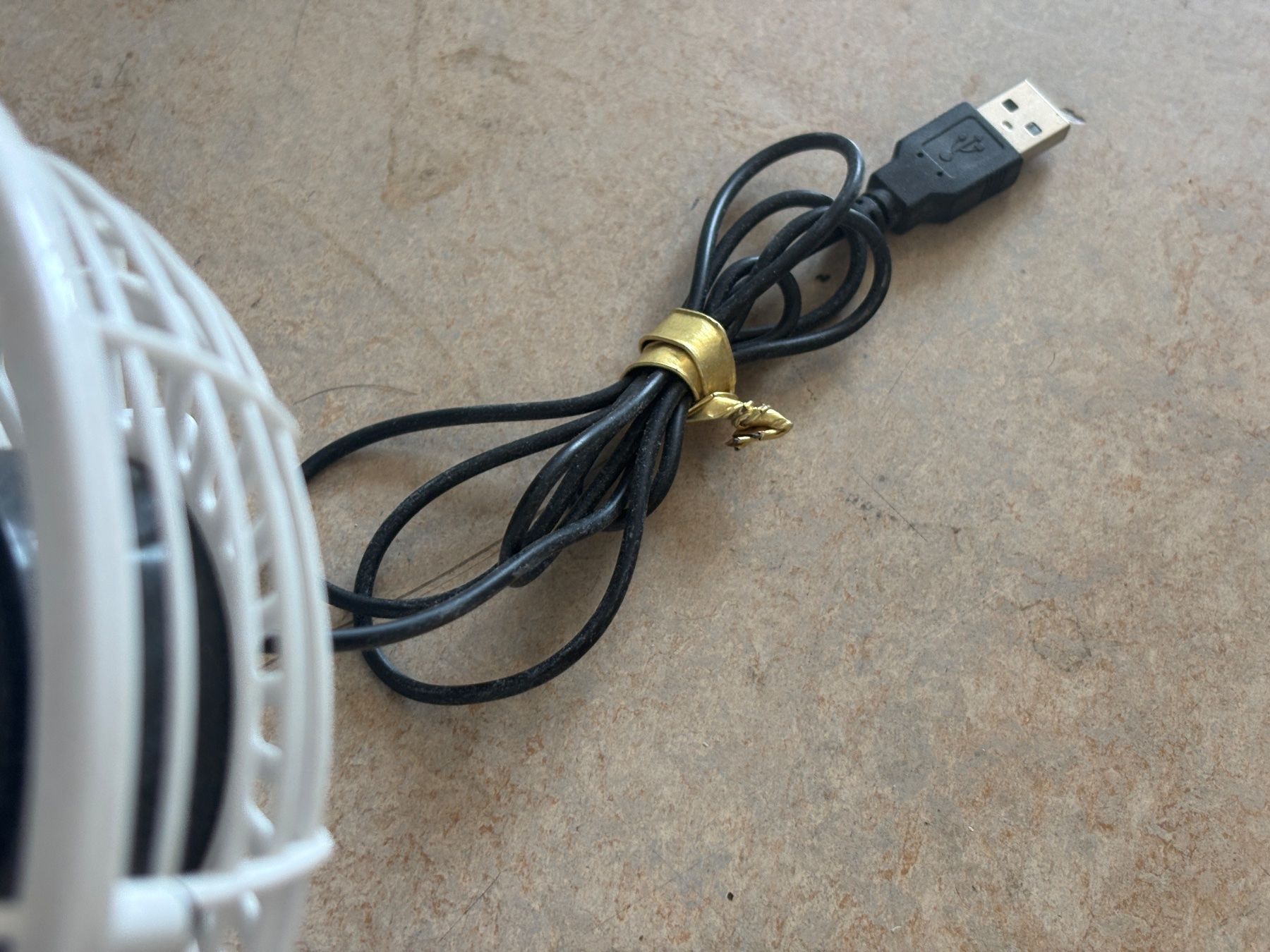 Ventilatori: USB Ventilator klein weiss funktionsfähig – Usato da Dietikon venduto da The-Star-Shop 4