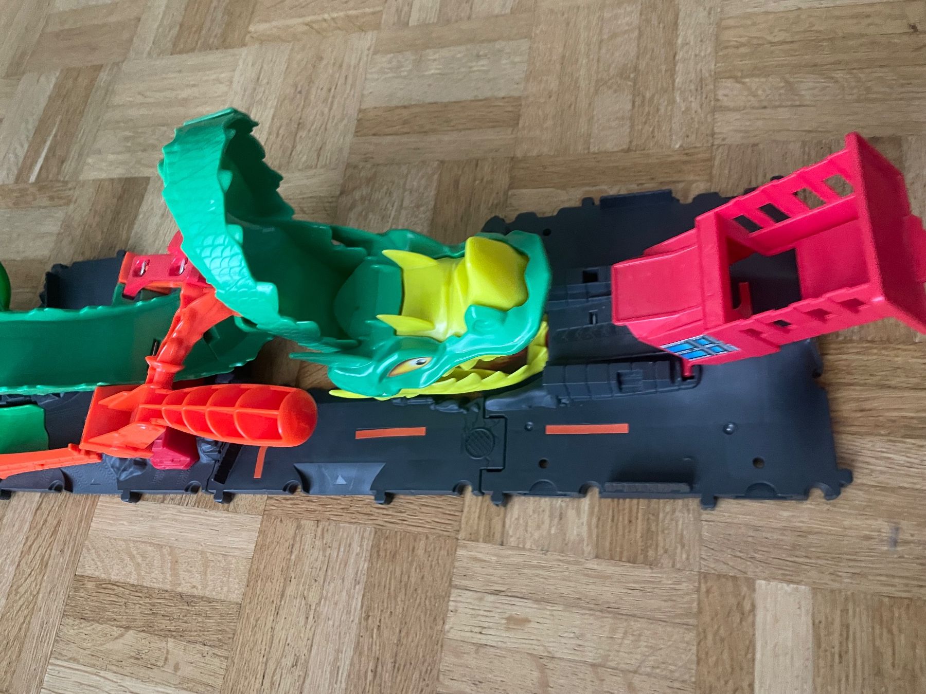Hot Wheels Rennbahnen: Hot Weehls Bahn – Gebraucht aus Niederlenz von JasminaK01 2