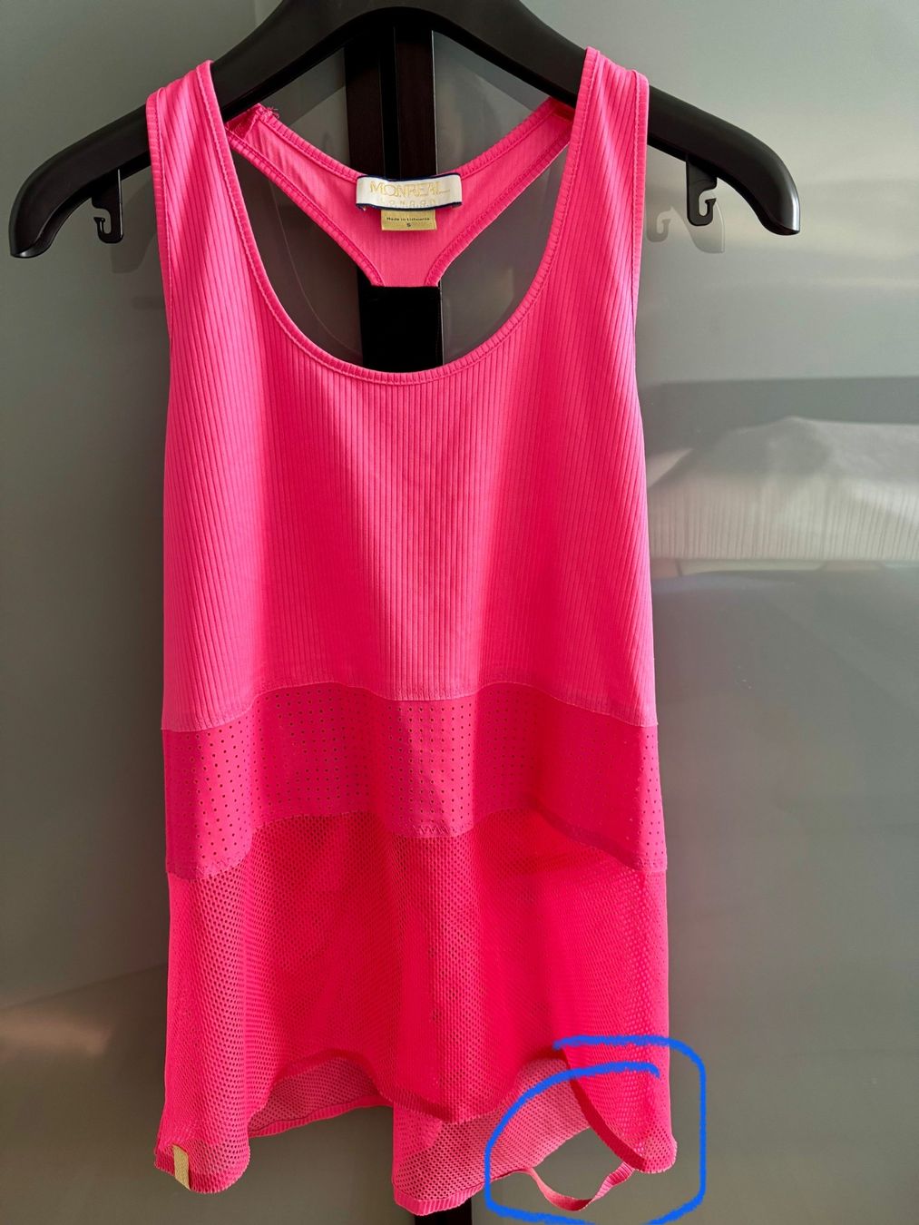 Top: Damen Sport Tank – Usato da Zürich venduto da VictoriaGVA 2