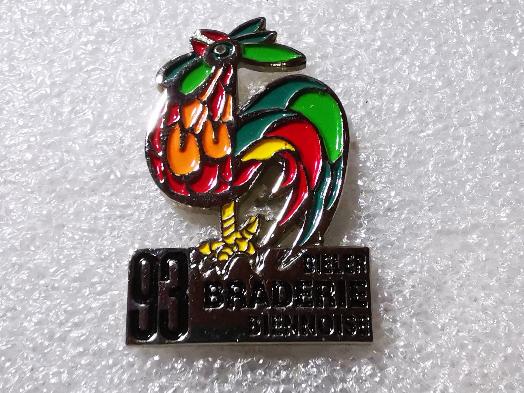 Placchette & Badge: Ansteckpin 136: – Usato da Oppligen venduto da Pin-Fall-Shop