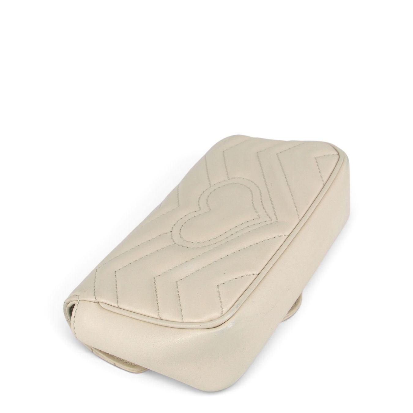 Gucci Borse da donna: Gucci GG Marmont mini crème – Usato da Binningen venduto da Designerlabels 9