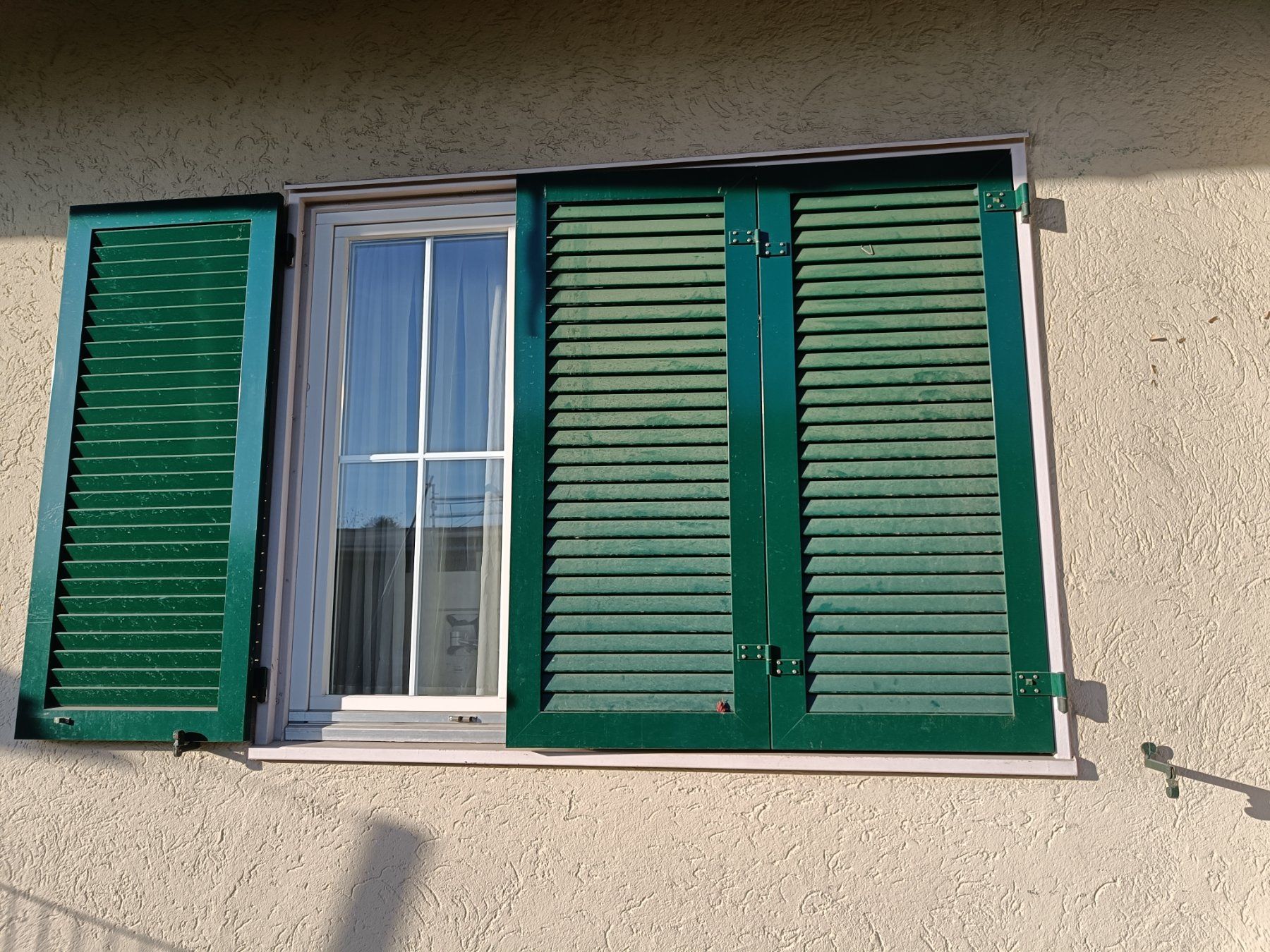 Baustoffe: Aluminium Festerladen 3-fach – Gebraucht aus Zofingen von  6