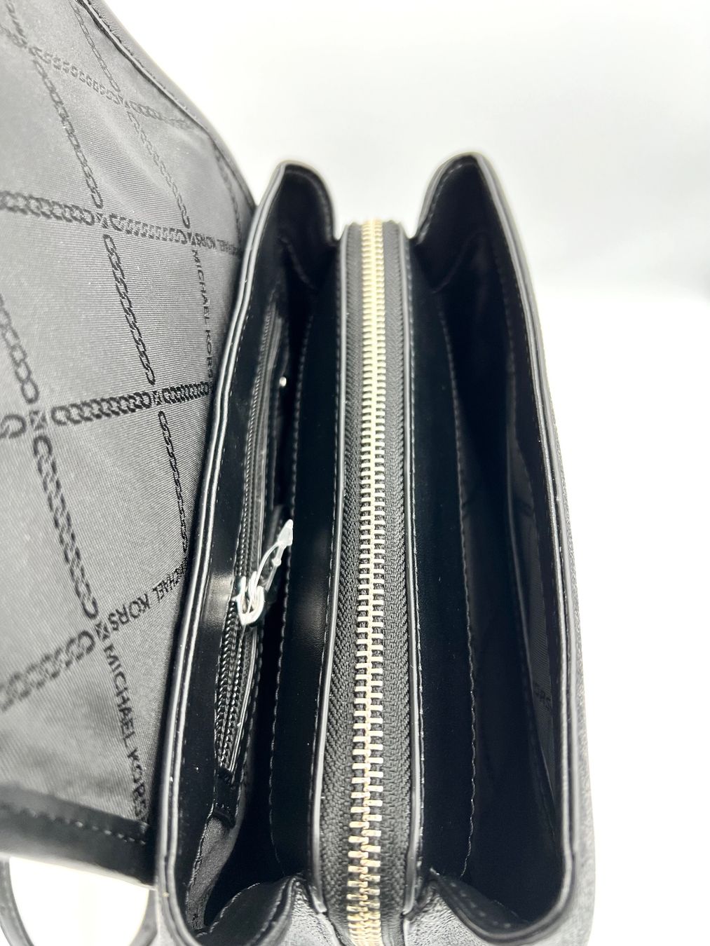 Michael Kors Rucksäcke: Michael Kors Rucksack black mit MK print – Neu und originalverpackt aus Wiedlisbach von Sistershop 4