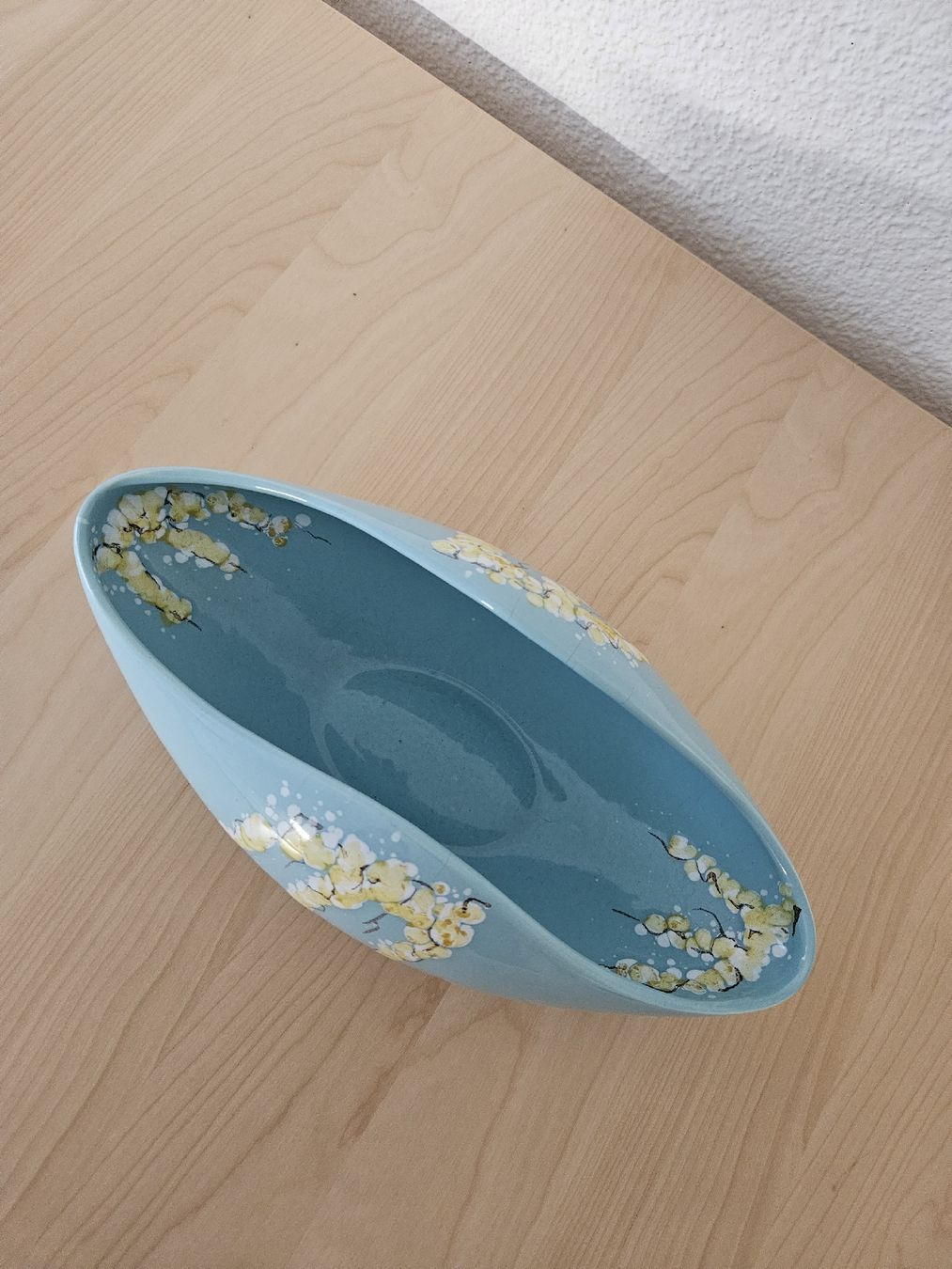 Vase & Récipients: Hellblaue Vase mit Blumen | spezielle Form – D'occasion à Wiezikon b.Sirnach par wiezikon.vintage 1