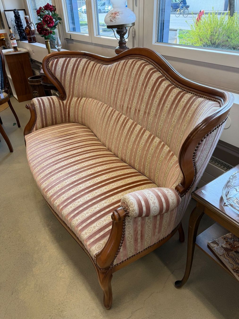 Sofas: Antikes Sofa – Gebraucht aus Gümligen von Brocki-Reimal-Stift 1