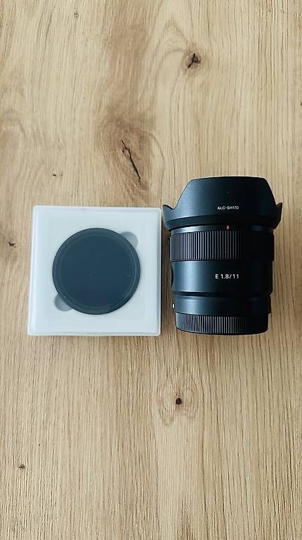 Sony Kamera: Pack Sony a6700 (Garantie) + 2 Objectifs + Accessoires – Gebraucht aus Neuchâtel von rom_qlr9 2