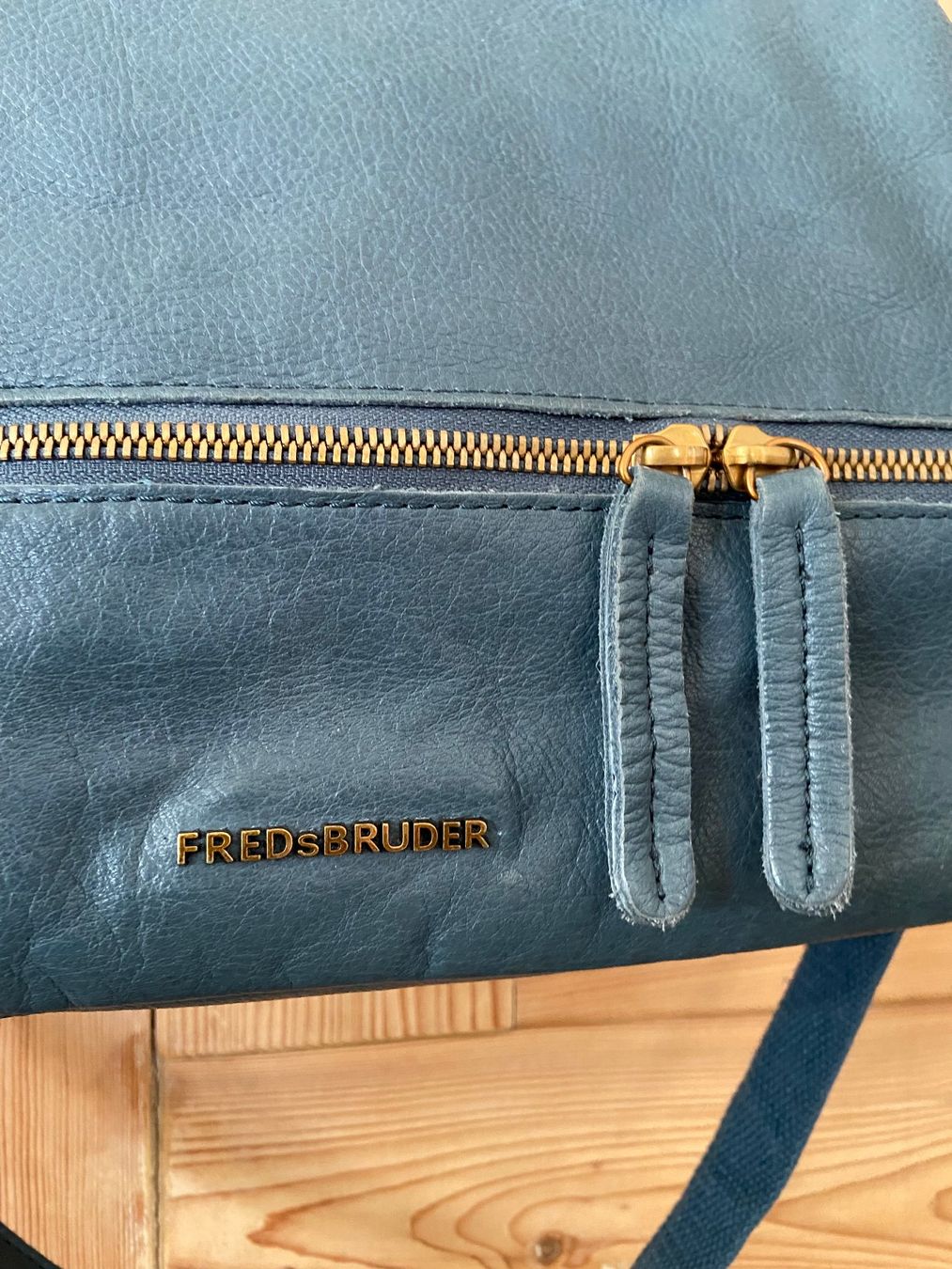 FredsBruder Sacs femmes: Handtasche FREDsBRUDER - Petrolfarben - echt Leder – D'occasion à Rafz par Dancer13 4