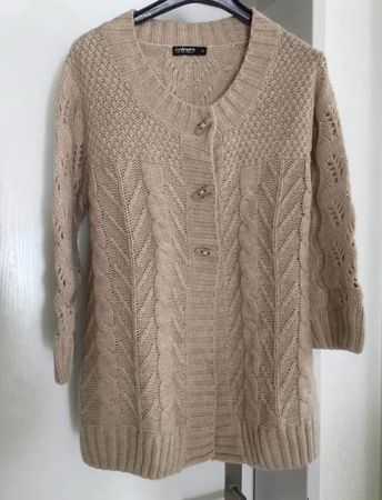 Wunderschöne Strickjacke Grösse M, Top Zustand!