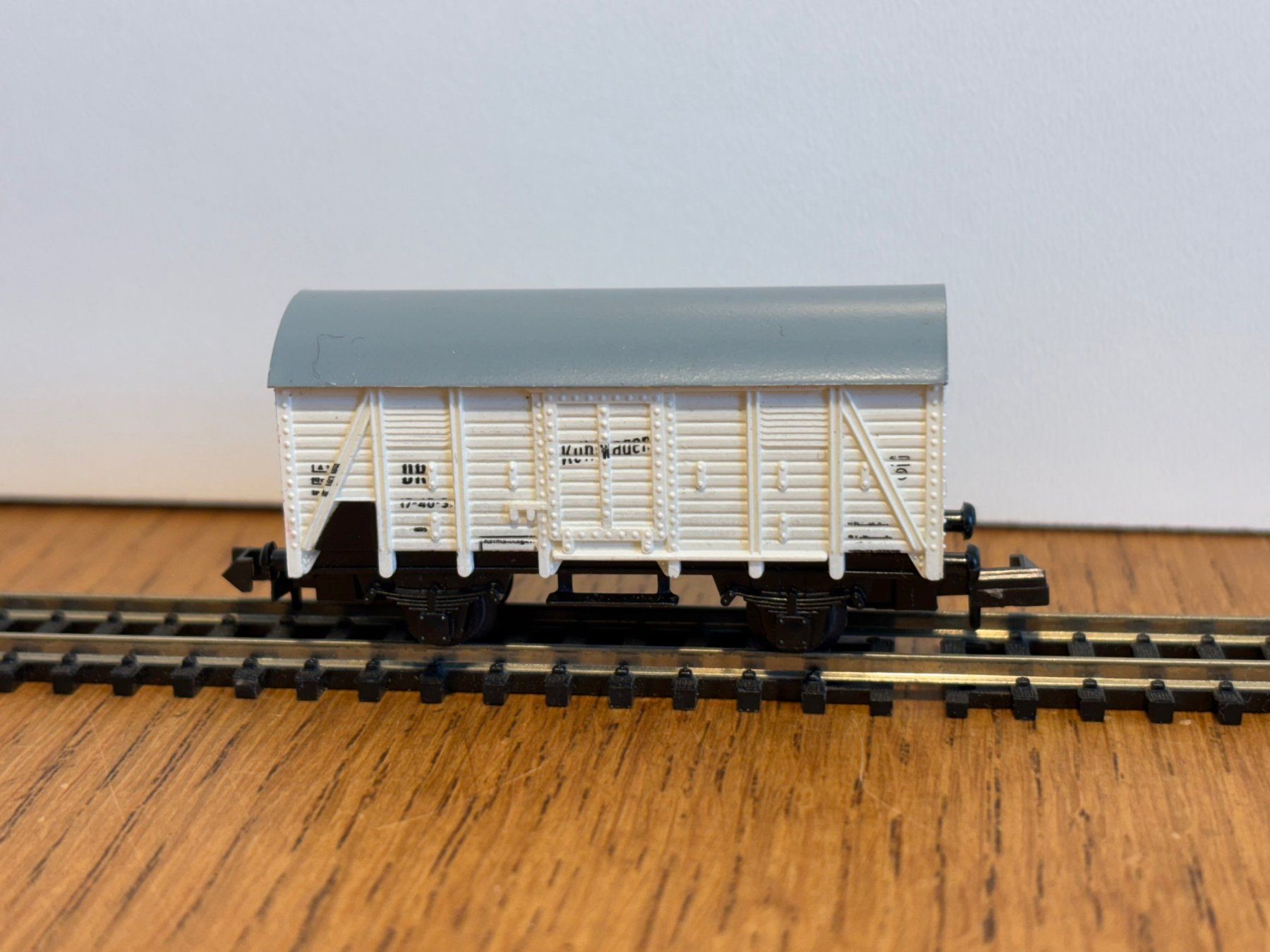 Modellini di ferrovie: *e469: Güterwagen  (Spur N) – Usato da Birsfelden venduto da Birs_25 1
