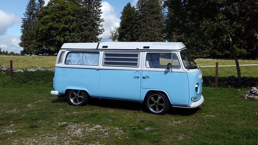 VW Automobili: VW Bus T2 – Usato da Winterthur venduto da Epi52 1