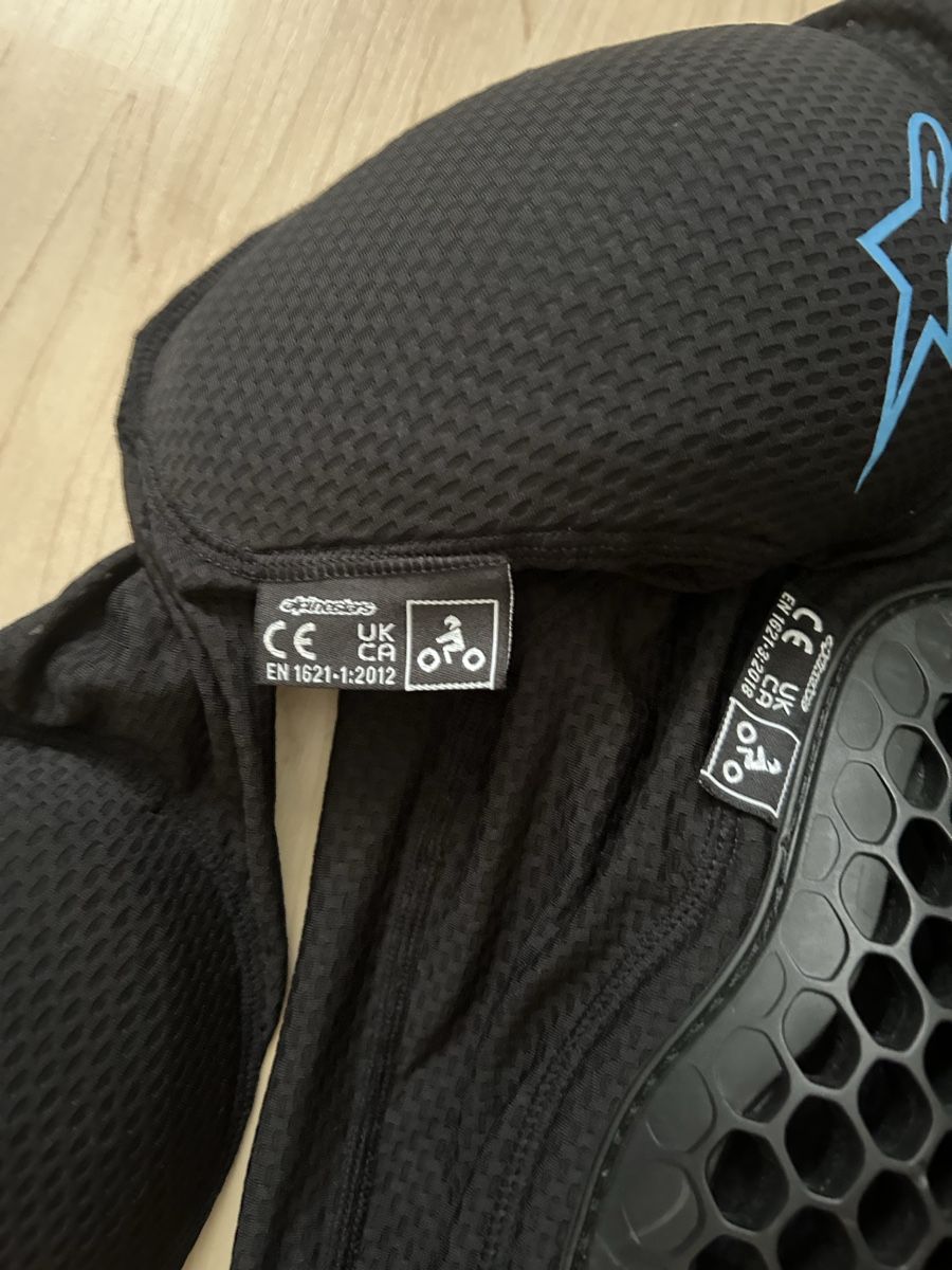 Alpinestars Protezioni & Imbottiture: ALPINESTARS STELLA BIONIC ACTION V2 DAMEN PROTEKTORENJACKE – Nuovo (secondo la descrizione) da Zofingen venduto da roj_ms9t 2