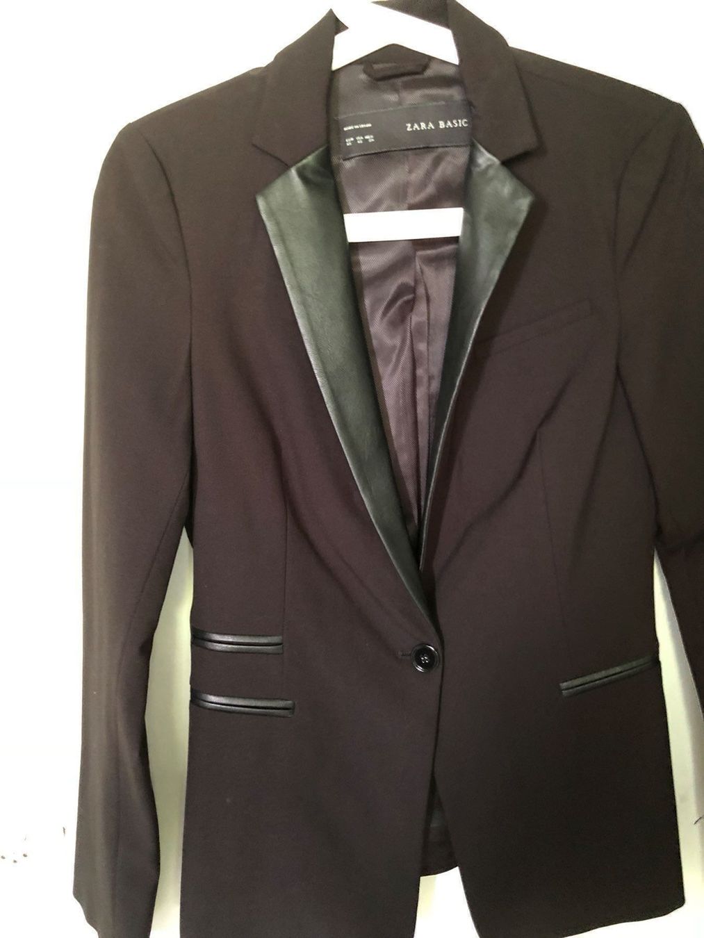 Zara Giacche: Edel Zara Blazer schwarz mit kunstleder – Nuovo (secondo la descrizione) da Adliswil venduto da Jessik0