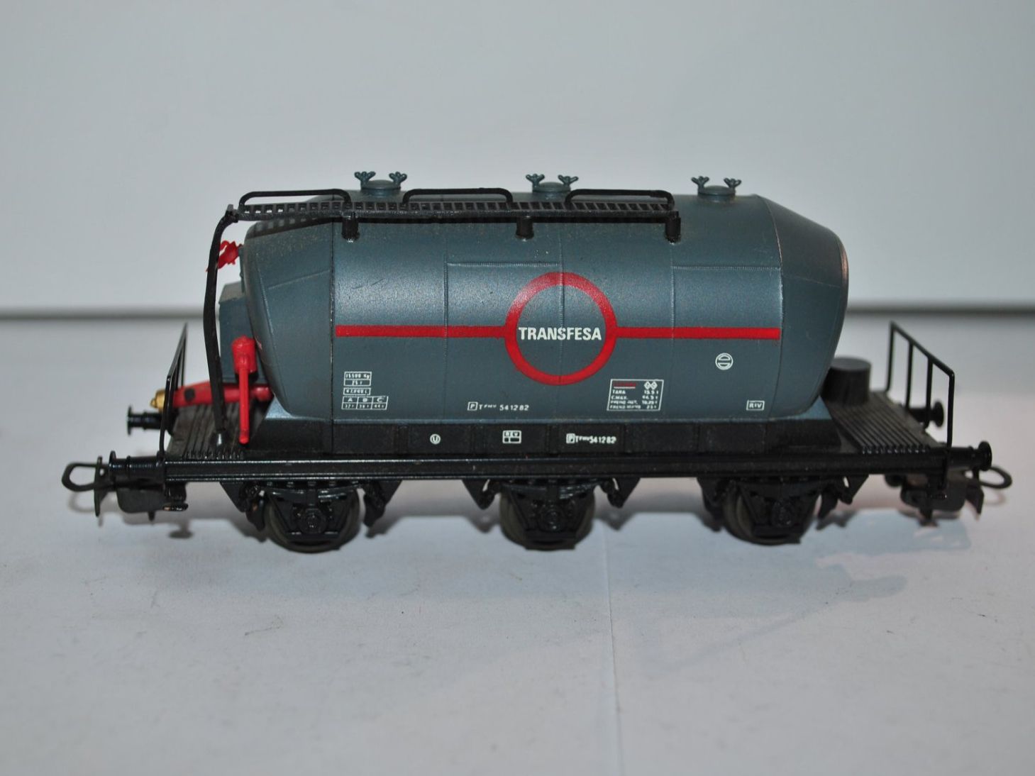 Modelleisenbahnen: Electrotren Silowagen RENFE (PDB337) – Gebraucht aus Aarwangen von Bahnsupport