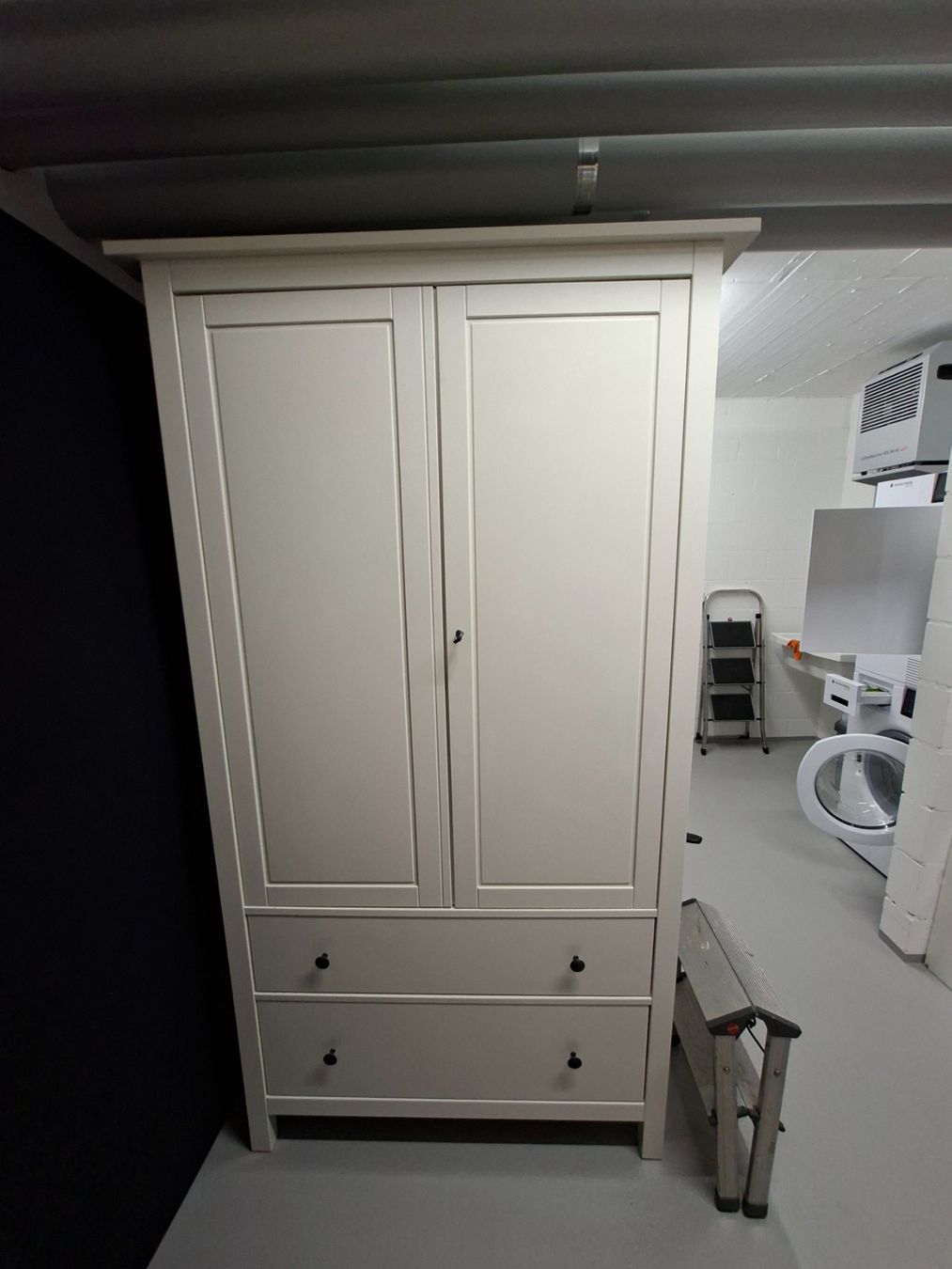 Ikea Armadi: IKEA Schrank Hemnes – Usato da Büren an der Aare venduto da Sabinem71 1