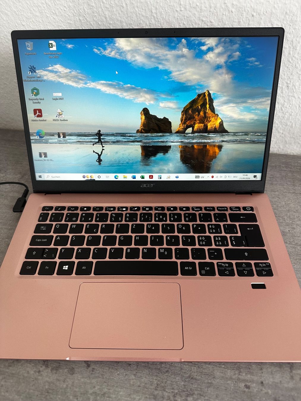 Asus Notebook: Asus Laptop rosa – Usato da Dietikon venduto da Eveline1974