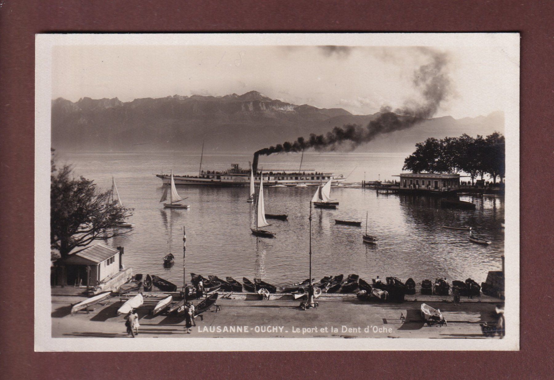 Cartoline postali: LAUSANNE - Ouchy - Bateau CGN – Usato da Pully venduto da nicecards-shop