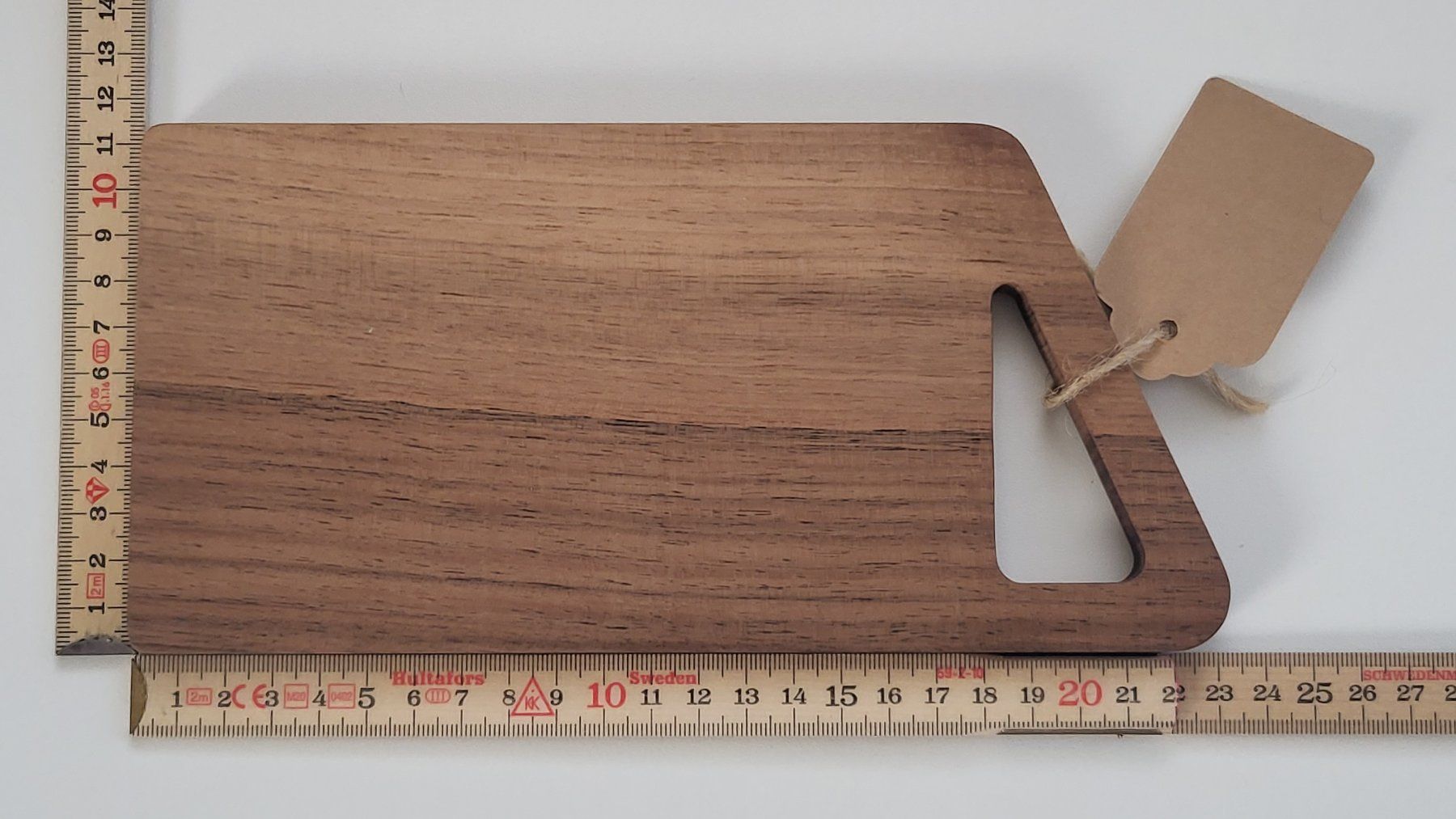 Articoli in legno: Schneidebrett Nussbaum Massivholz – Nuovo (secondo la descrizione) da Romanshorn venduto da Handwerke