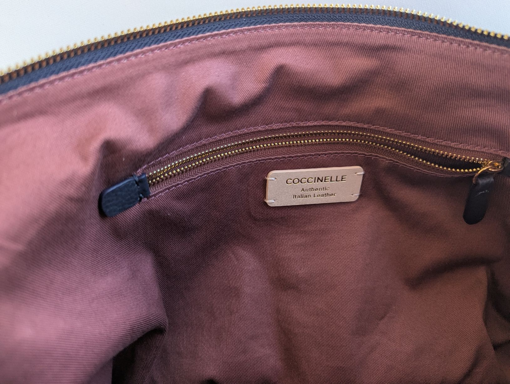 Coccinelle Taschen für Damen: COCCINELLE Tasche Leder – Gebraucht aus Seengen von sam_x5tk 7