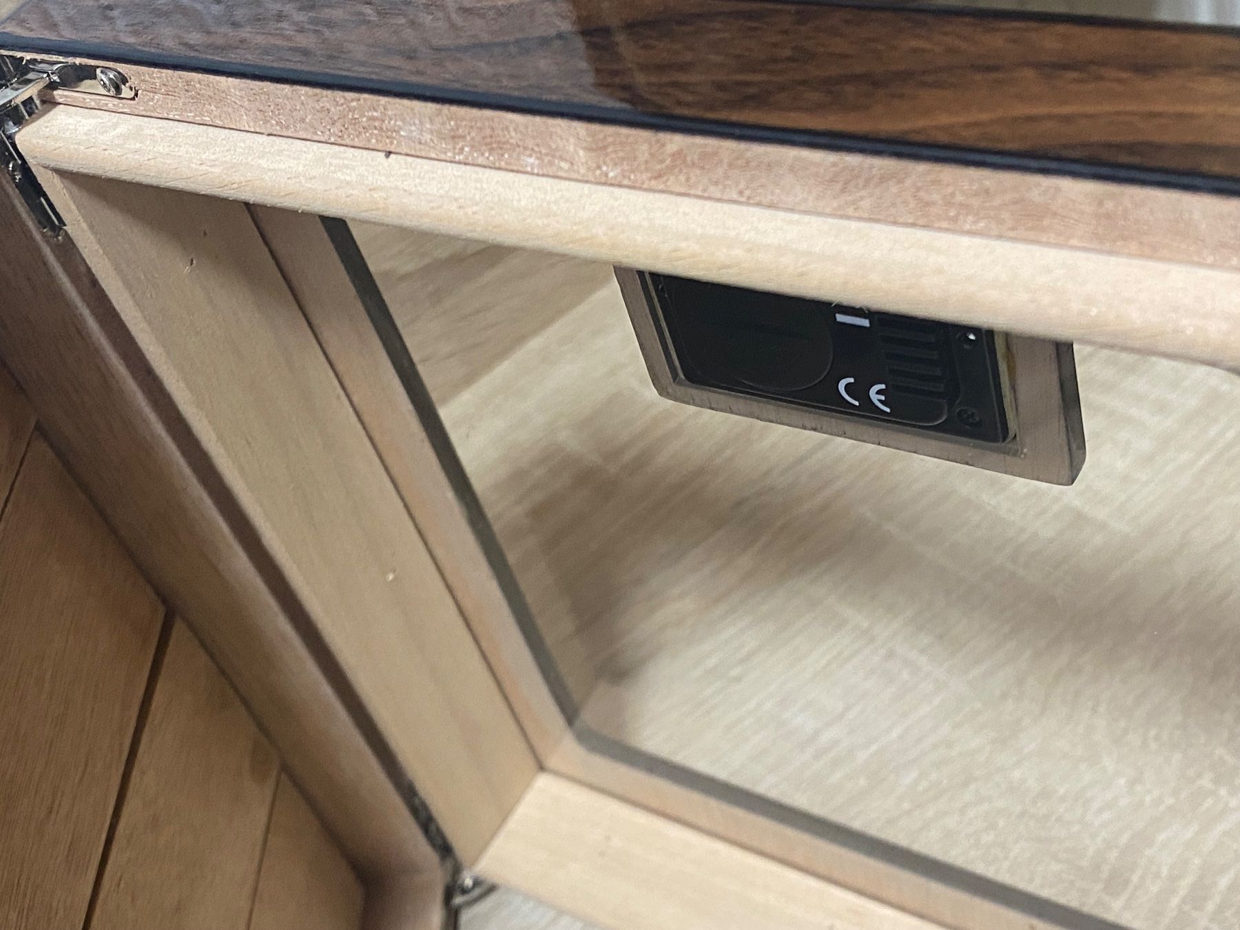 Humidor per sigari: Humidor Lubinski – Usato da Bösingen venduto da Trigusik 4