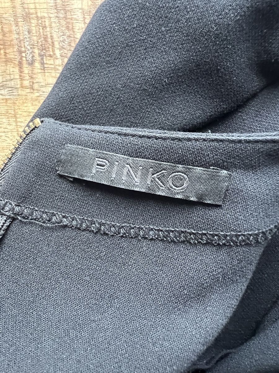 Pinko Kleider: Pinko Elegant Black Dress, Size M! – Gebraucht aus Cama von UnleashdByAna 3